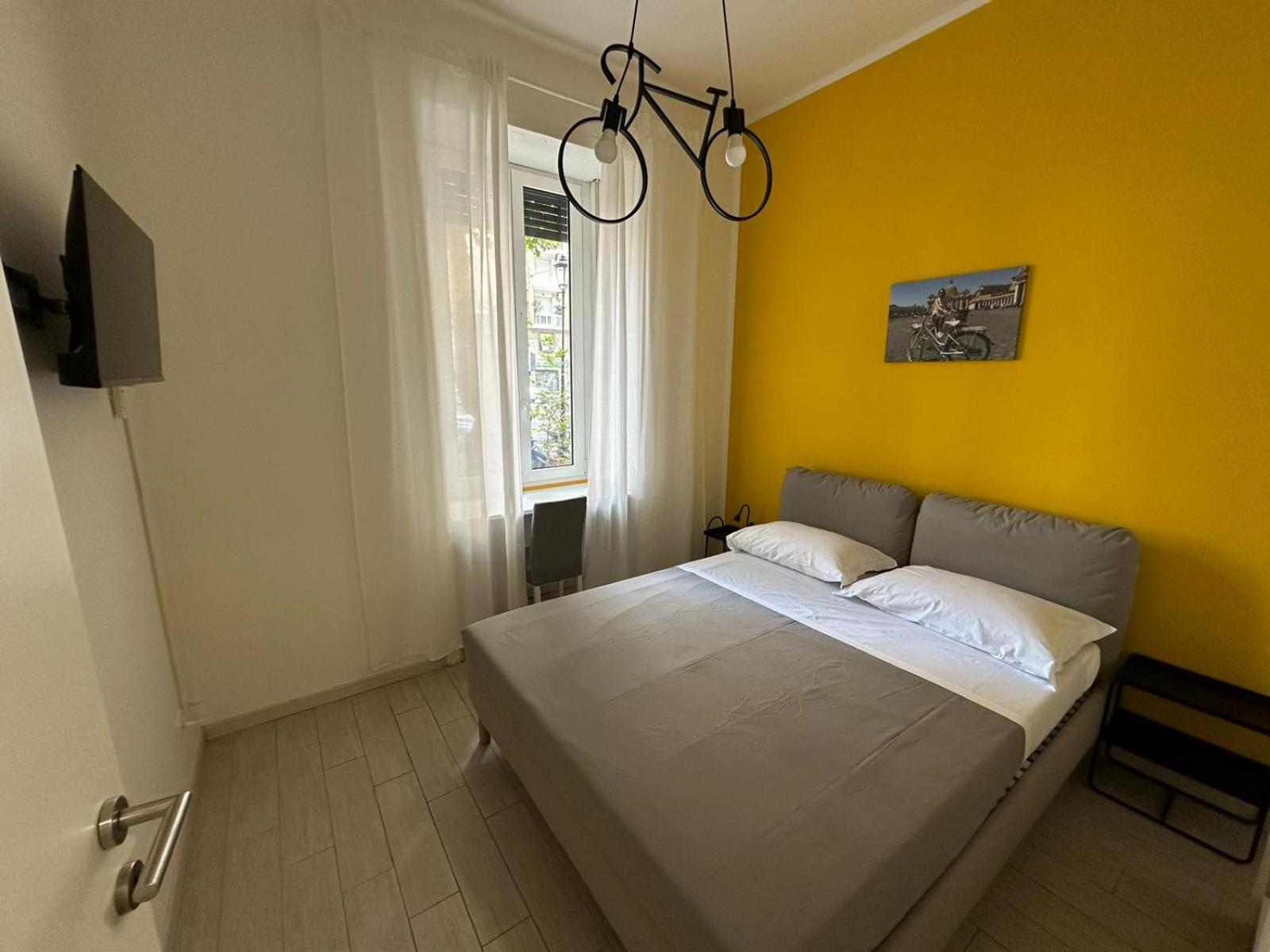 Bed&Bikerome Angelico Hotell Exteriör bild